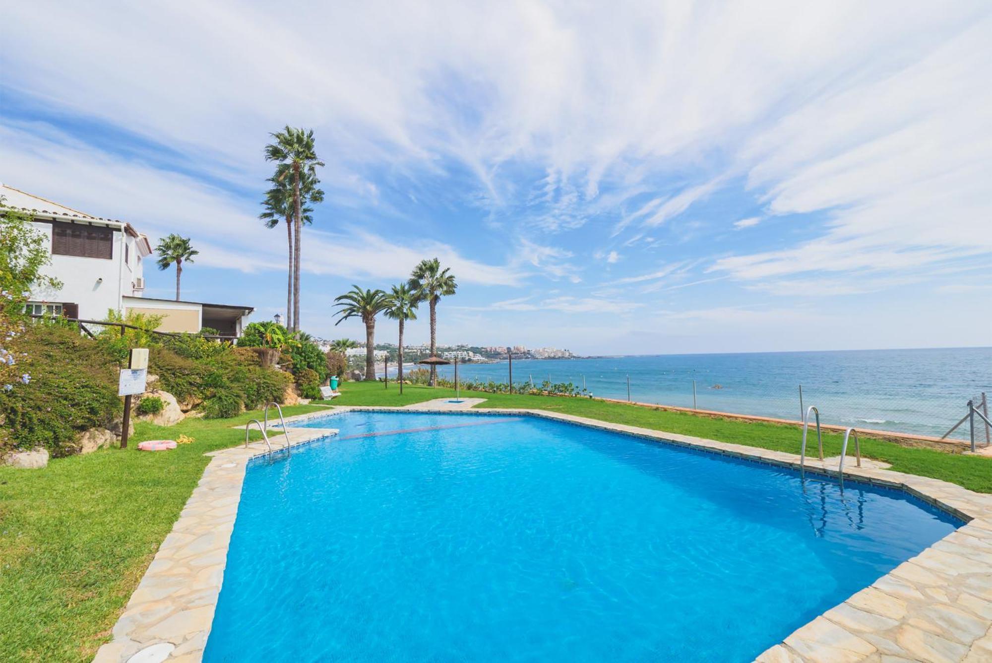 Estrella Del Mar Vila Estepona Exterior foto